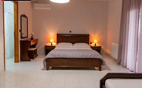 Mokos Rooms